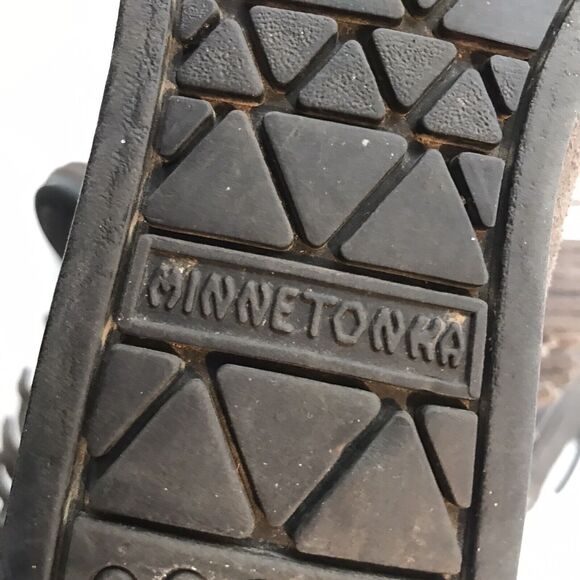 Minnetonka Gray Suede Moccasins Women's 7 Braided Fringe Back Zip Bootie 291T - Picture 10 of 10